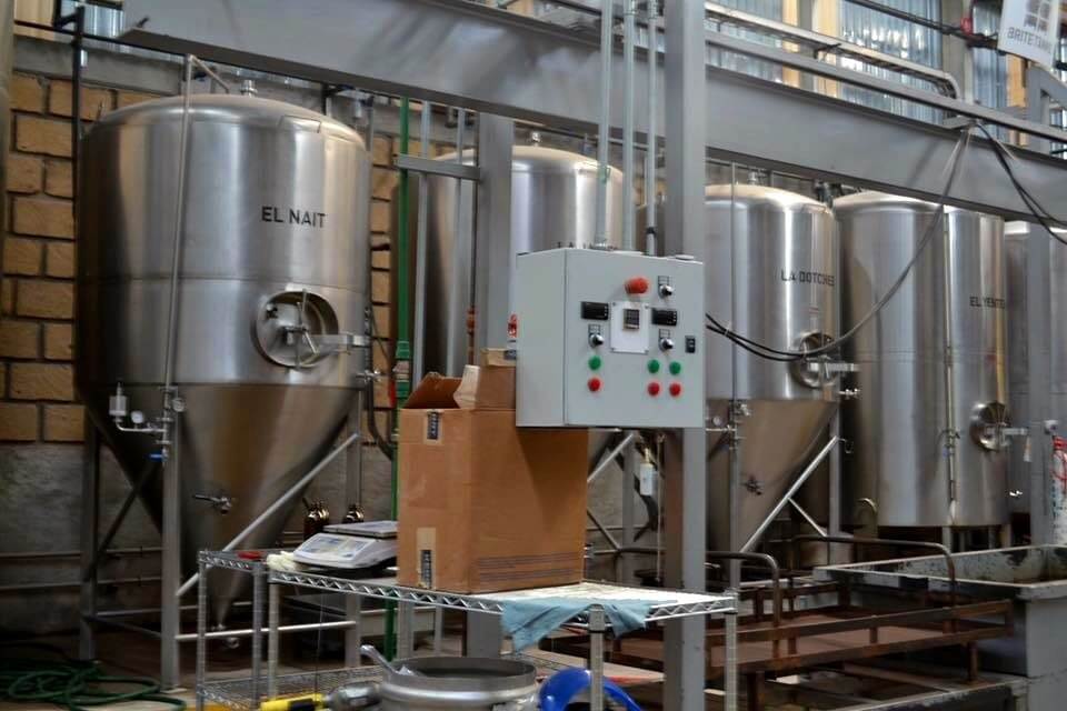 Cerveceros artesanales e industriales