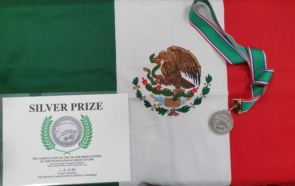 Plata y bronce para México