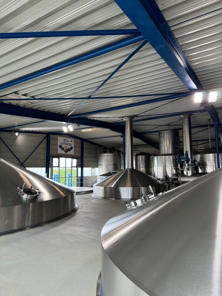 Oettinger ahorra un millón de euros