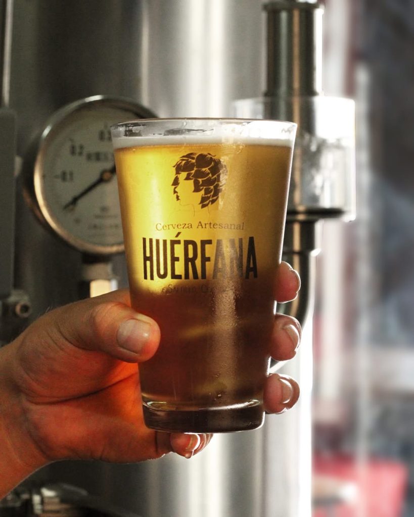 Huérfana: 10 años de engrandecer a la cerveza mexicana